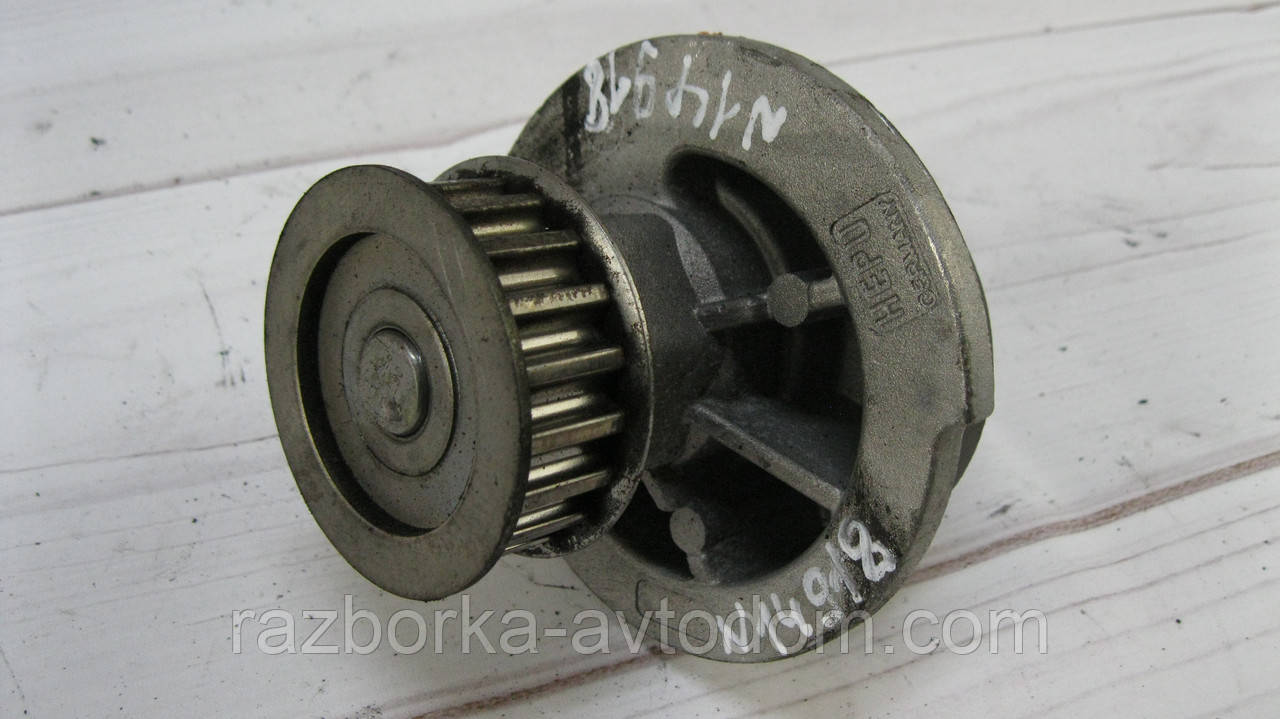 Помпа системи охолодження (водяний насос) Opel Astra G, Combo C, Corsa C, Meriva A OE:9199595, 93182042, 24415 OE 91995959318204224415735