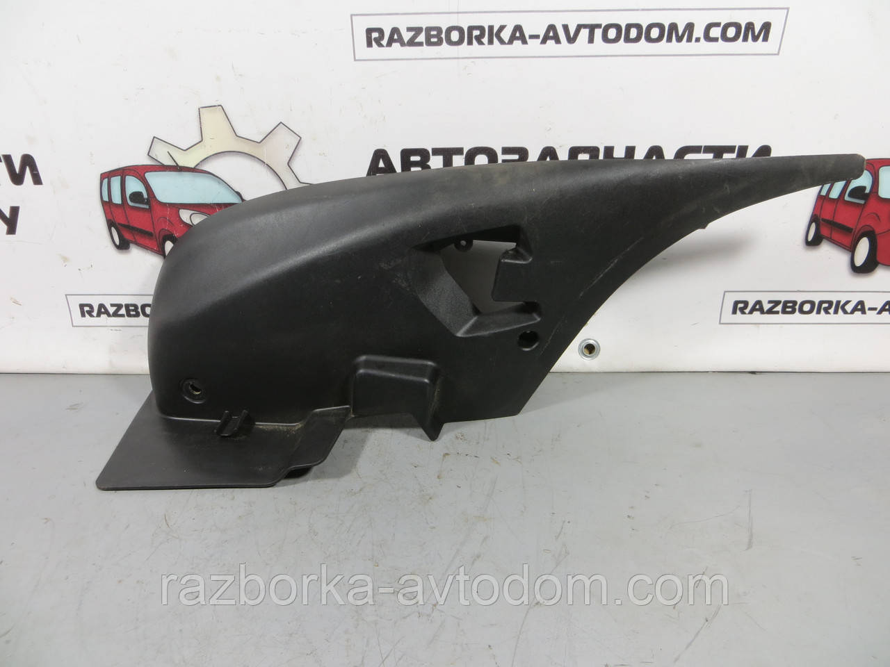 Оздоблення (пластик) бічної стінки консолі права Peugeot 307 (2001-2008) ОЕ: 9636721977