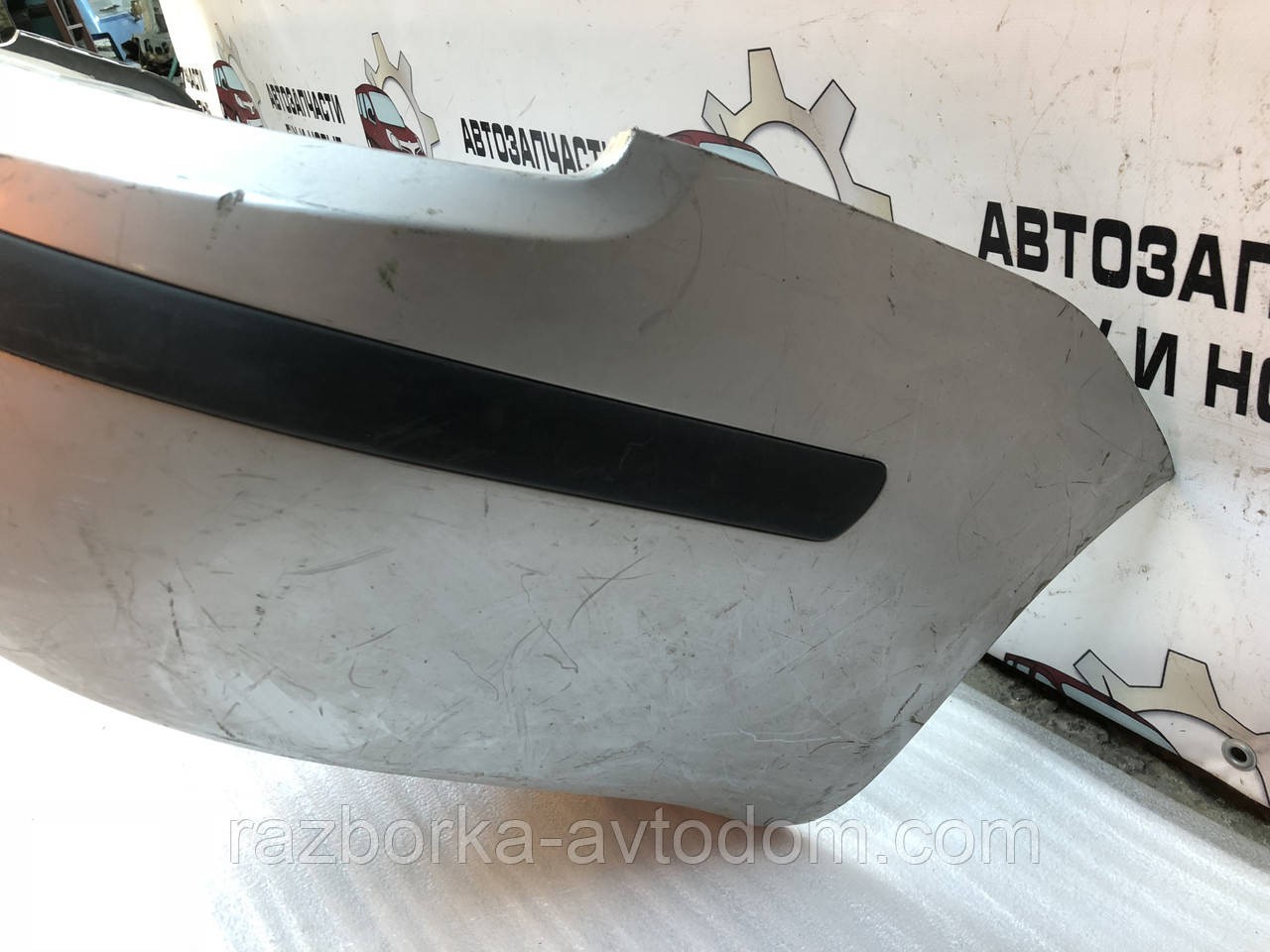 Бампер задній Skoda Fabia (99-07) 6Y9807423B41