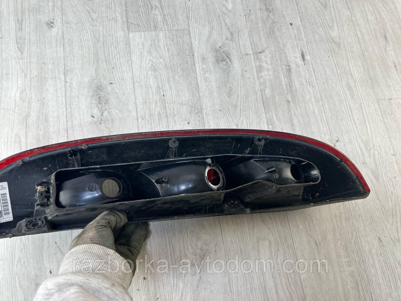 Ліхтар (стоп) задній правий Opel Corsa C (00-06) OE:09114337