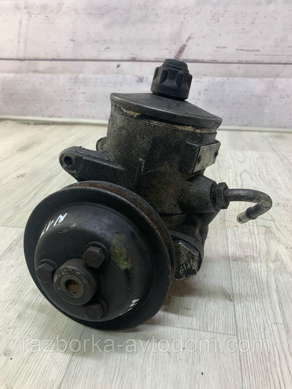 Насос гідропідсилювача керма (ГУР) Mercedes W201 (1982-1993) OE: A2014600580