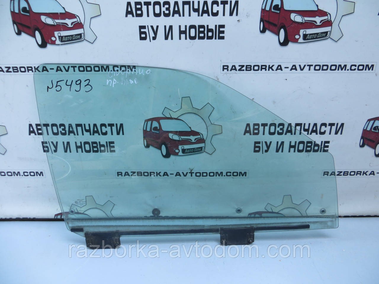 Скло передніх правих дверей Ford Scorpio (1985-1994) ОЕ: 1010208