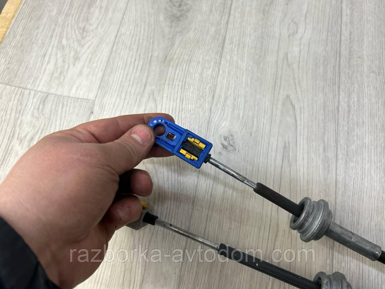 Троса кп (куліси) комплект (5-ступка) Peugeot 308 (07-13), Citroen C4 II OE:2444GH