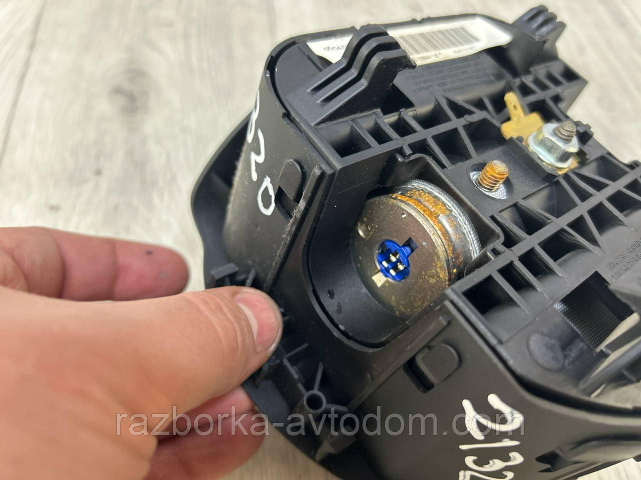 Подушка безпеки водійська (AirBag) Citroen C4 Picasso (03-13), C4 (04-10) OE: 96471578ZD