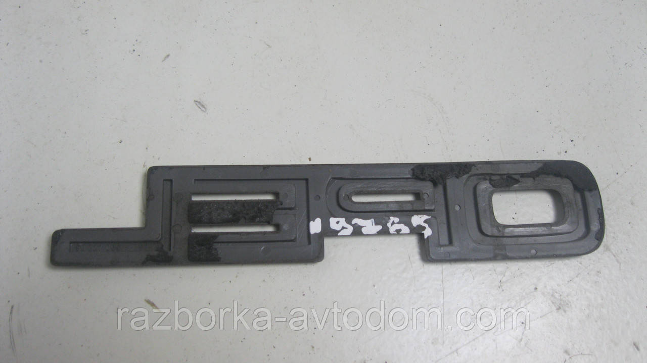 Напис Емблема задньої панелі Opel Kadett Е (1985-1994) OE:90227069