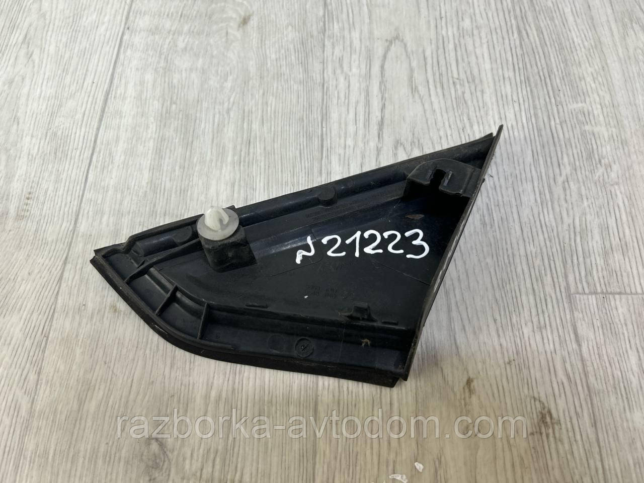 Накладка трикутник крила переднього правого CITROEN C4 (04-08) OE:9647011277 фото 2
