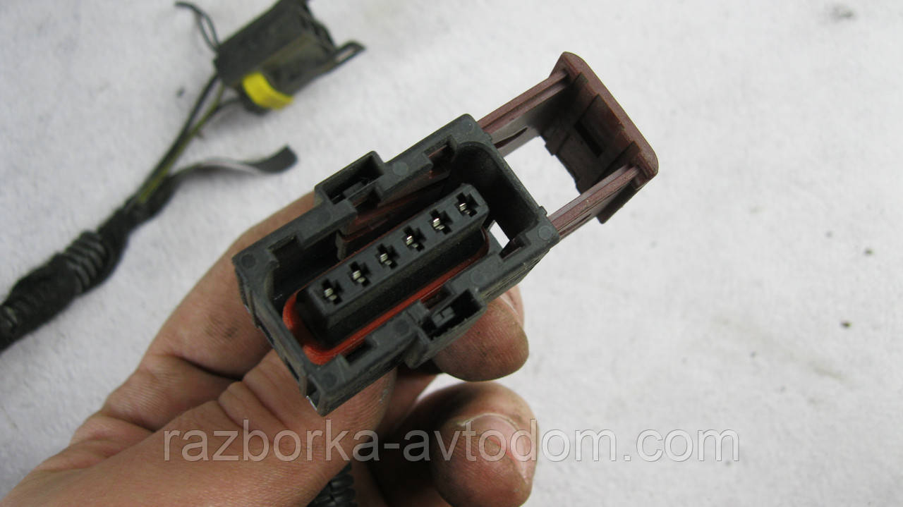 Проводка задньої частини кузова (салона) Opel Combo (01-12) OE:13131867