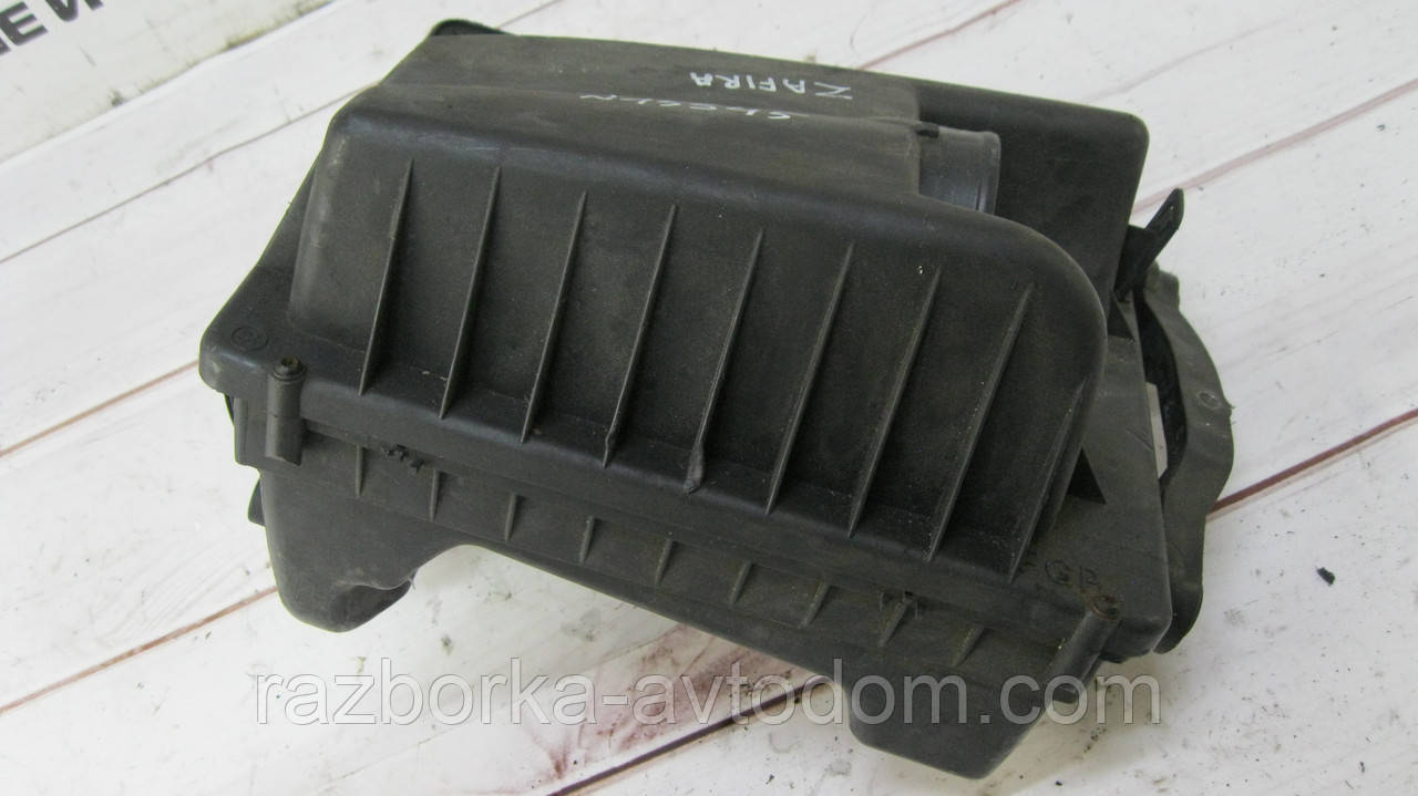 Корпус повітряного фільтра 2,0DTI Opel Zafira A (1999-2005) OE:55556463, 13271059