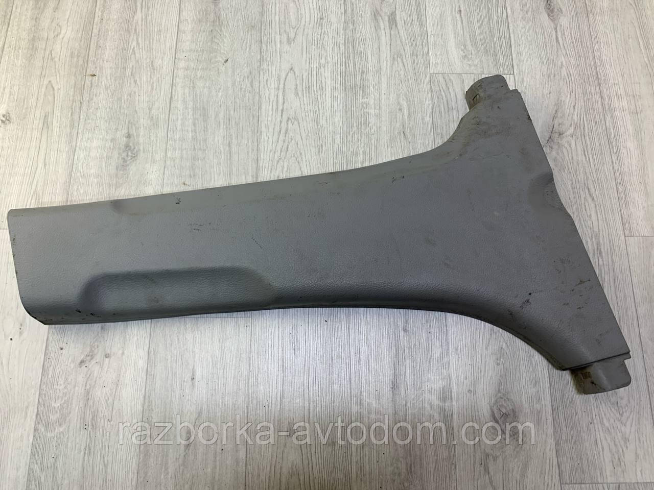Обшивка накладка центральної стійки нижня права Kia Cerato (2006-2009), OE:858452F00087