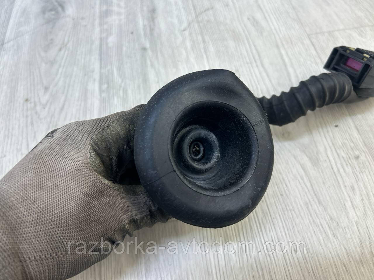 Фішка/роз'єм дверей Передньої Opel Astra H (2005-2015) OE:30432421