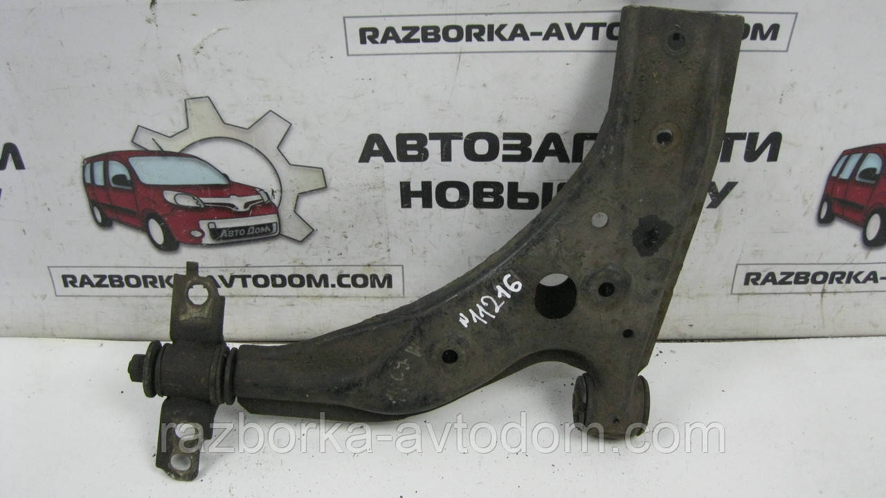 Важіль передньої підвіски нижній лівий Mazda 323 BG (1989-1994) OE:BR7034300B