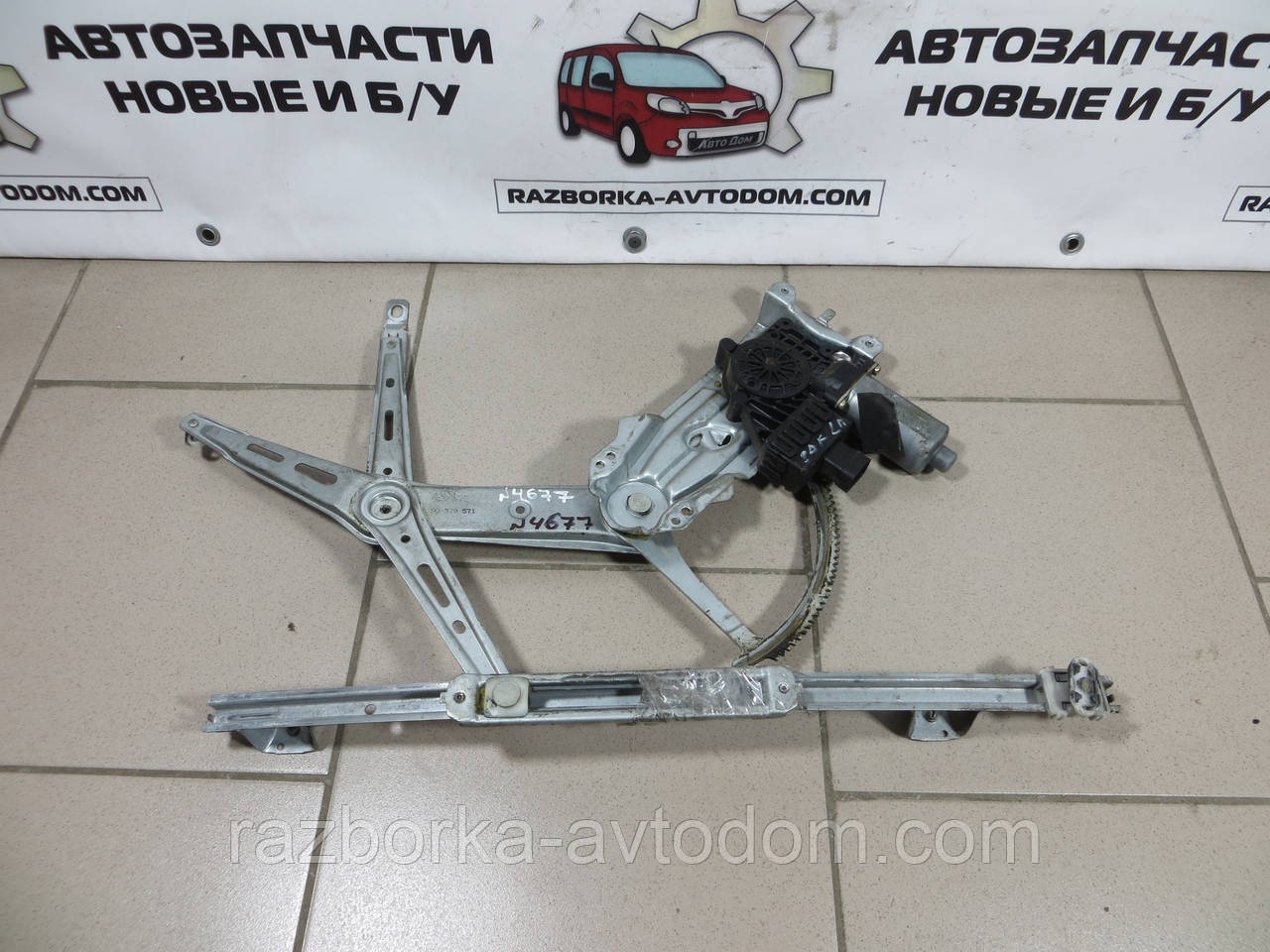 Склопідіймач пер лівий Opel Zafira A (99-05) OEM 6207057