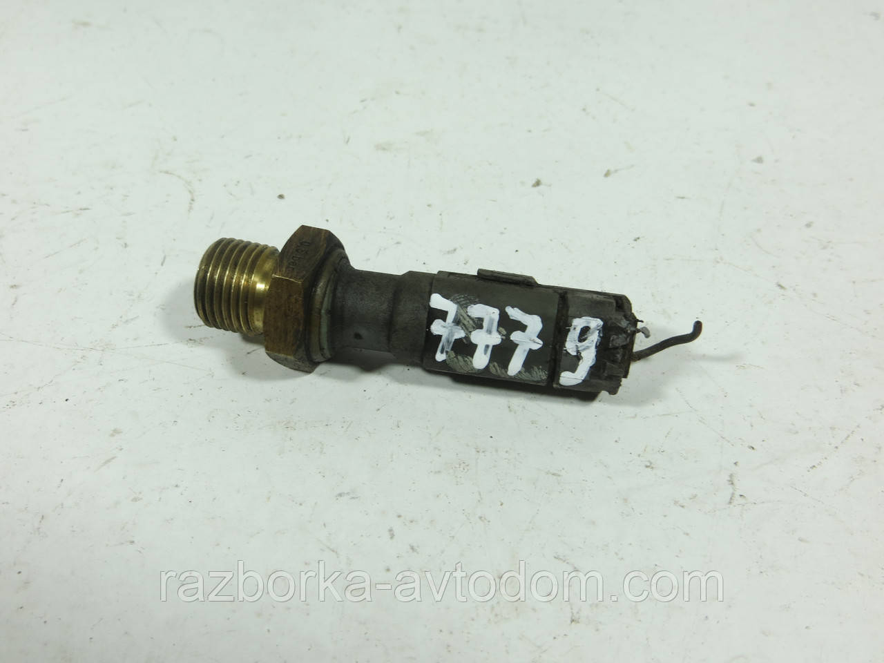 Датчик тиску оливи FIAT DUCATO, PEUGEOT BOXER, CITROEN JUMPER (1994-2002) ОЕ: 0910046