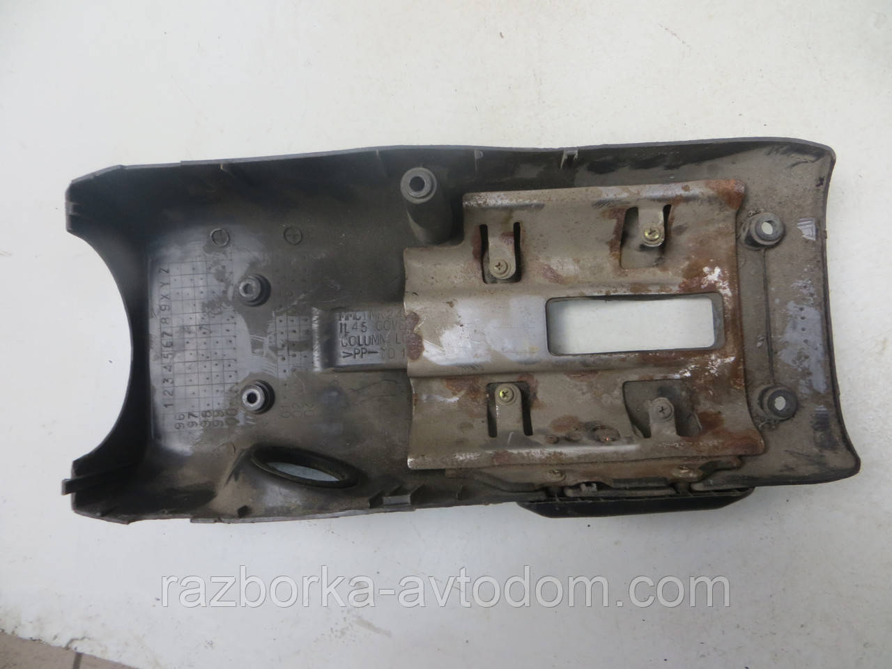 Кожух кермової колонки нижній Mitsubishi Pajero Sport 1 (1997-2009) OE:MR240231 фото 2