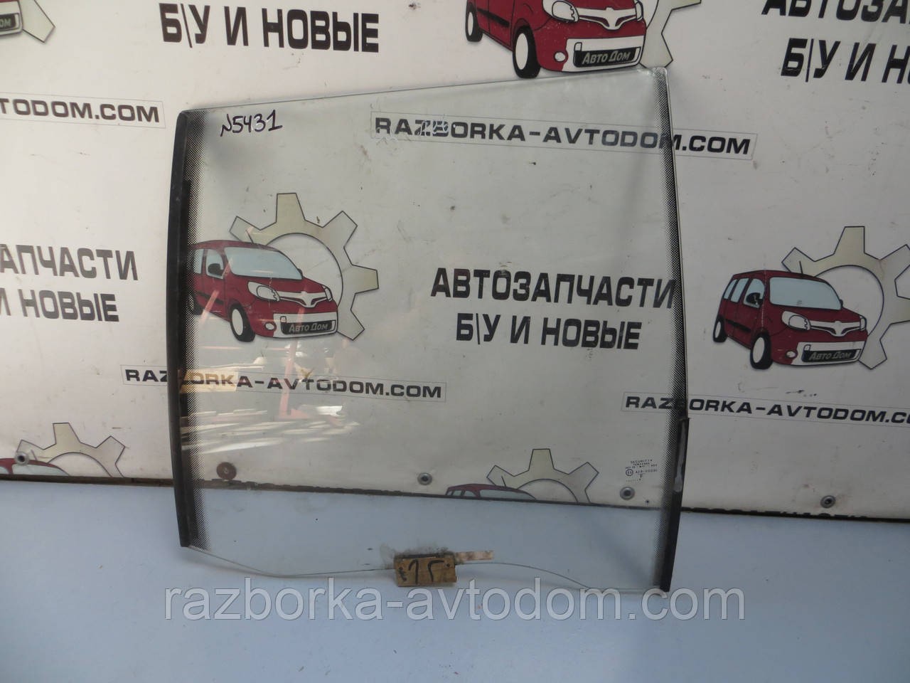 Скло заднього лівого дверей (універсал) Opel Omega A (1986-1994) ОЕ: 90224775