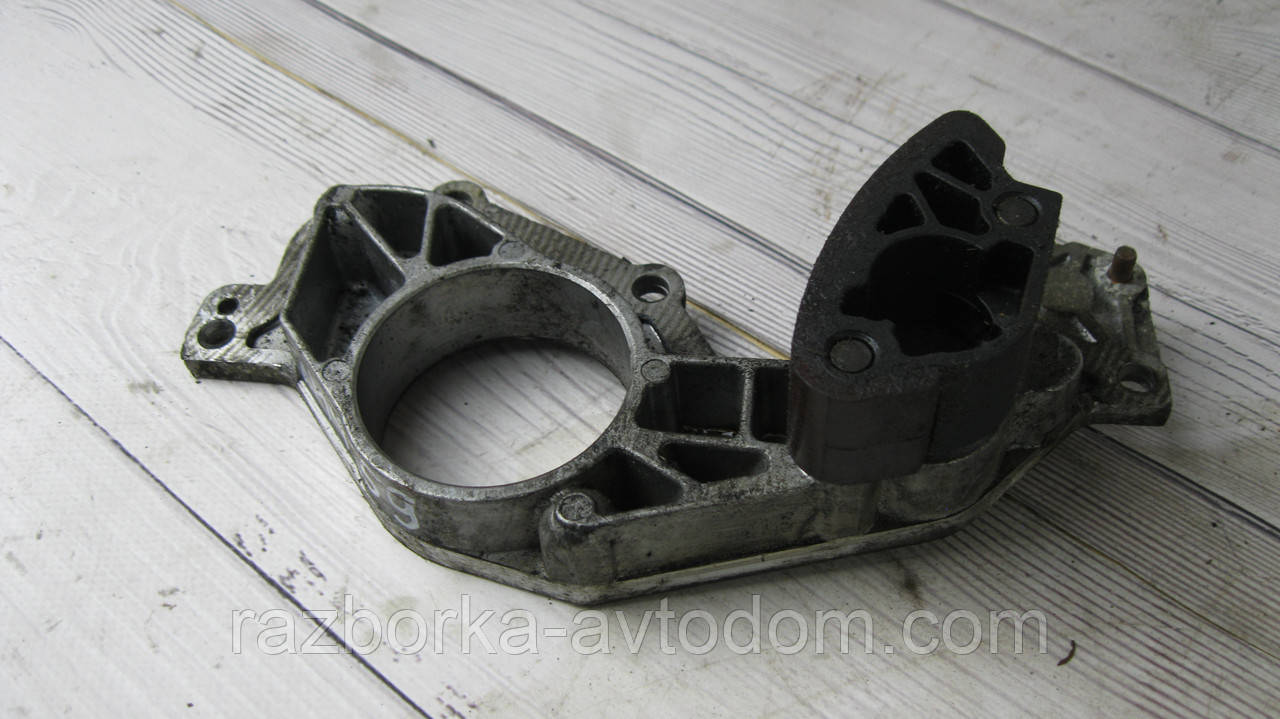 Кришка розподівала передня Mercedes Sprinter W906 (2006-2010), Vito W638 (1996-2003) OE:A6460160306