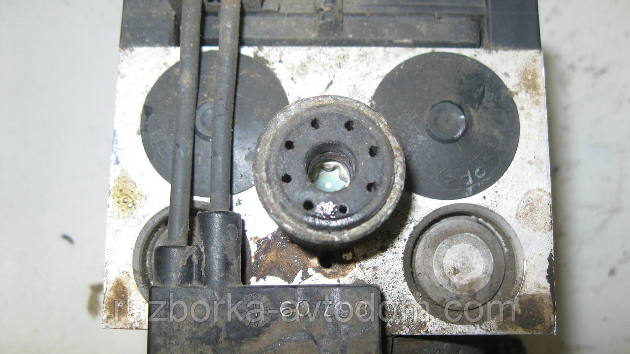 Блок керування ABS VW Passat B5 1.9TDI (1997-2000) OE:8E0614111AB
