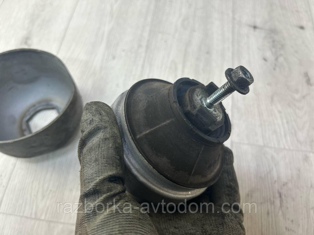 Подушка двигуна передня права Skoda Superb 1 (02-08) OE:11486 8620 фото 2