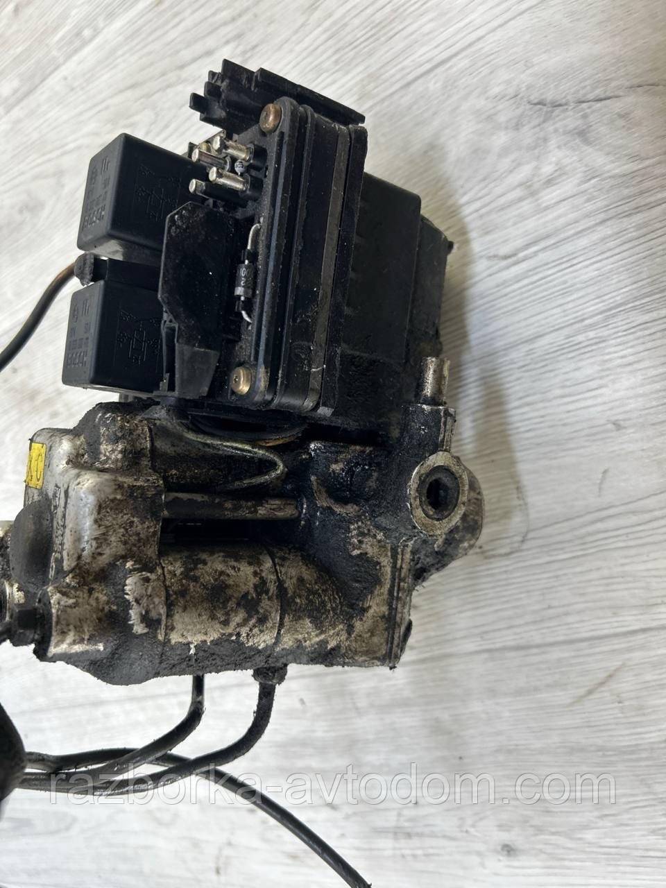 Насос, Блок ABS АБС Opel Omega B (93-99) 2,0i 16V OE:90444660