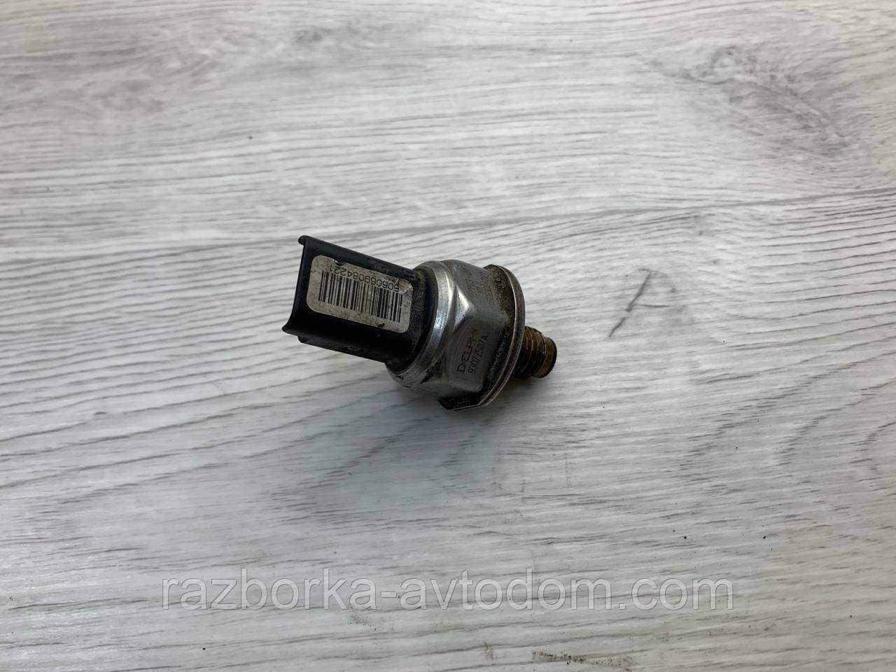 Датчик тиску палива в Common Rail рейці/пливної рампе, планці Renault Kangoo 1.5 dci (1997-2007) OE: 8200584032 фото 2