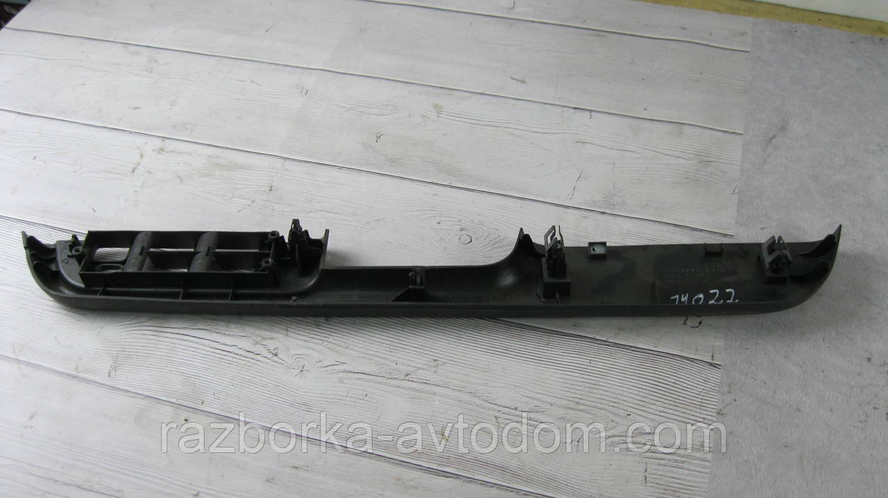 Накладка кнопок склопідіймачів Nissan X-trail T30, 01-07, OE: 809498H700