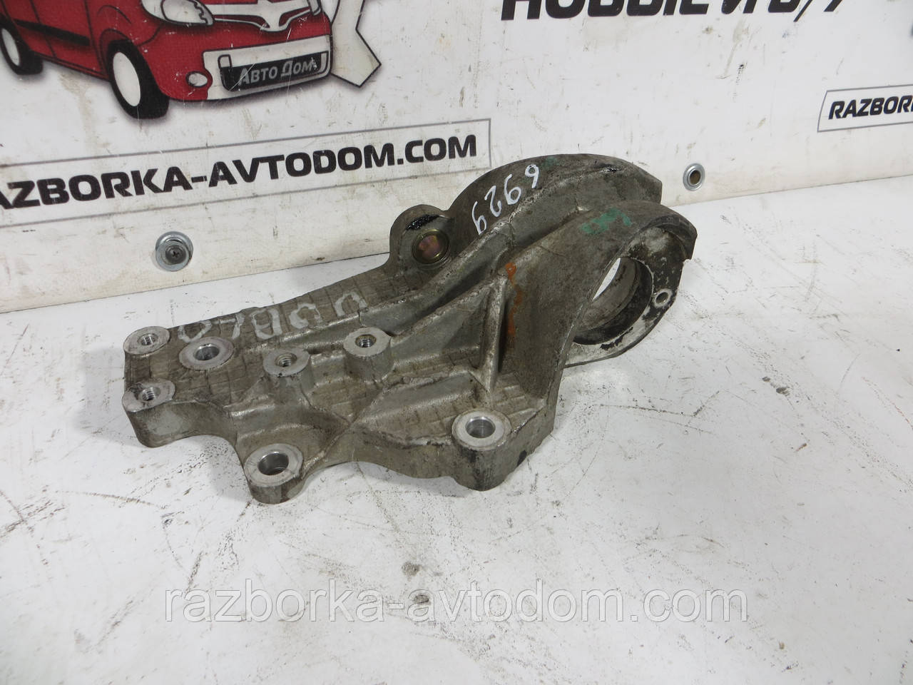 Кронштейн проміжного вала 1.9JTD FIAT DOBLO (2000-2009) ОЕ: 46437239