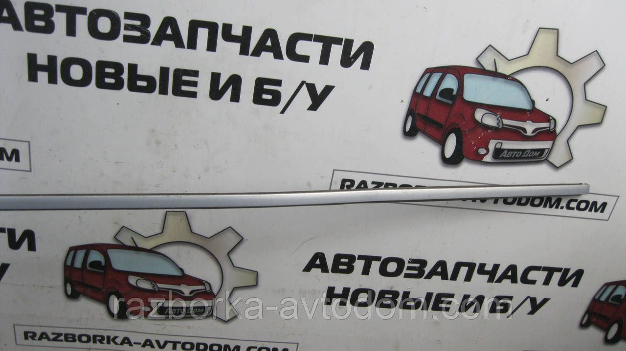 Молдинг/накладка даху лівий VW Passat B5 (1997-2000) OE:3B5853701C