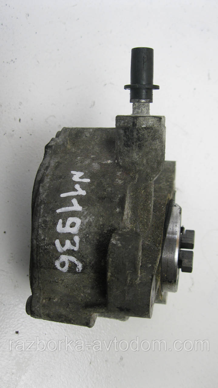 Вакуумний насос Citroen C4 Picasso (2006-2013) 2.0HDI OE:4564 87