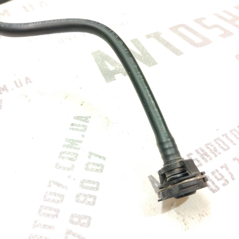 Паливна трубка Audi A4 B8 (07-15) 2.0 Дизель