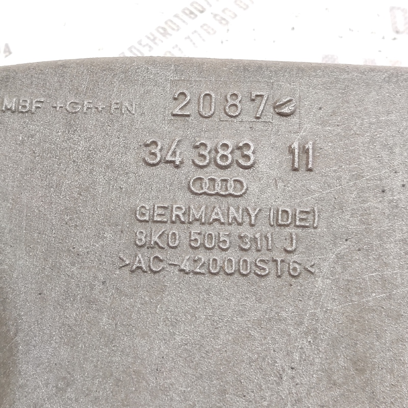 Ричаг підвіски Audi A4 B8 (07-15) 2.0TDI зад. лів. ниж.
