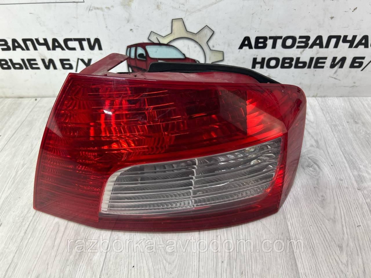 Ліхтар задній правий Peugeot 407 (08-11) OE:9689089080