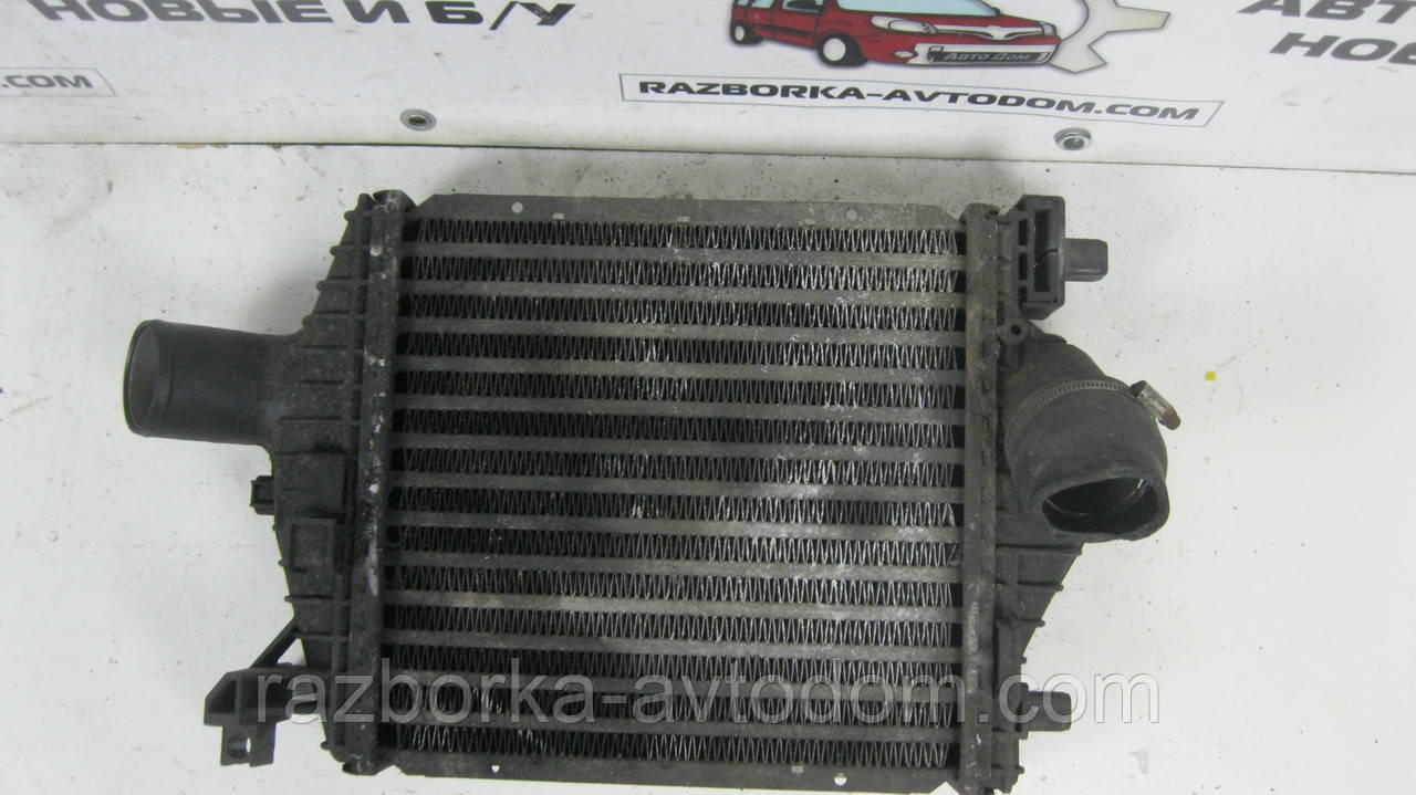 Радіатор інтеркулера Mercedes Vito W638 2.2CDI (1996-2003) OE:A6385012901
