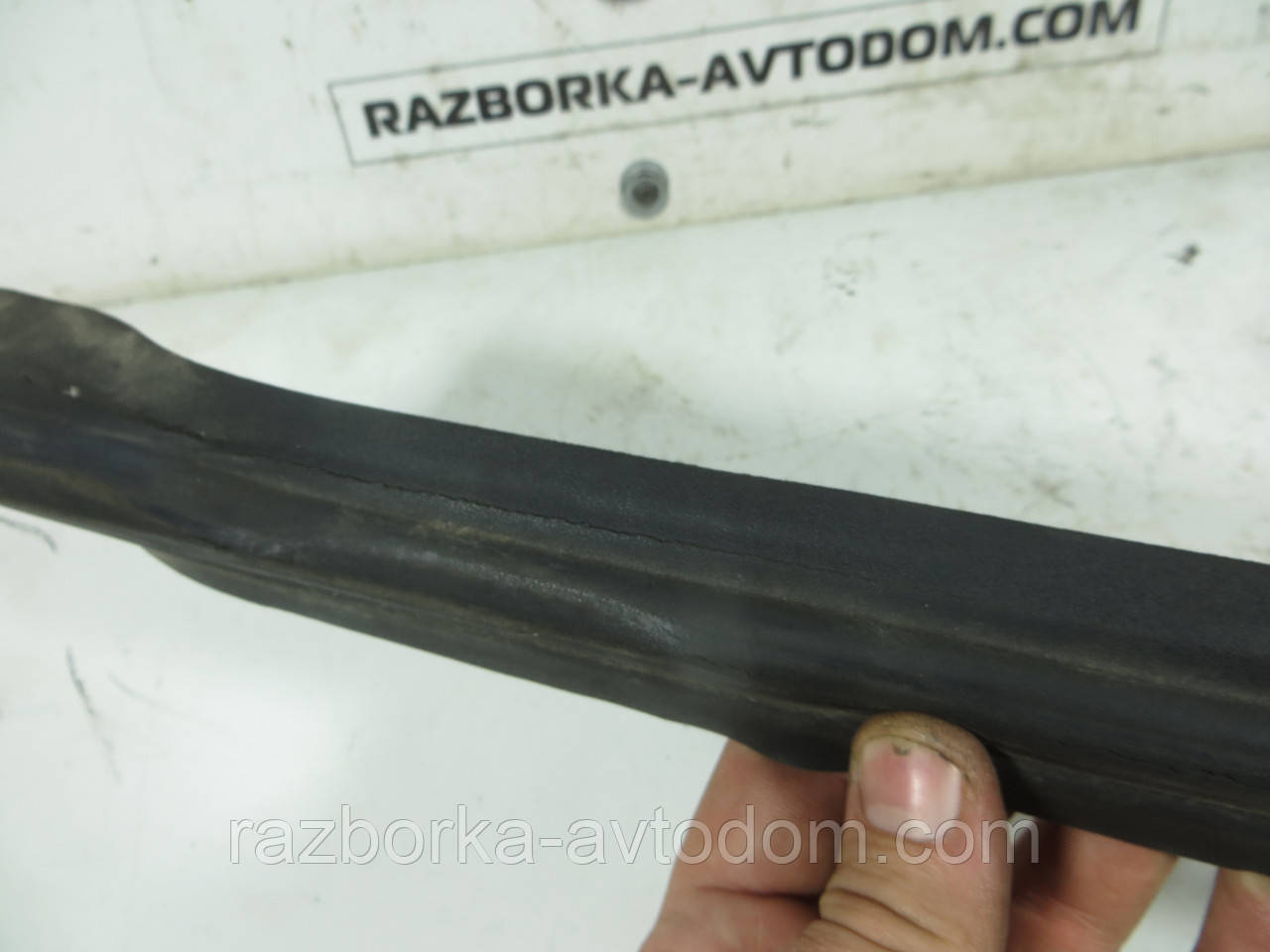 Щільна гумка стійки передньої правої Opel Zafira A (1999-2005) ДЕФЕКТ
