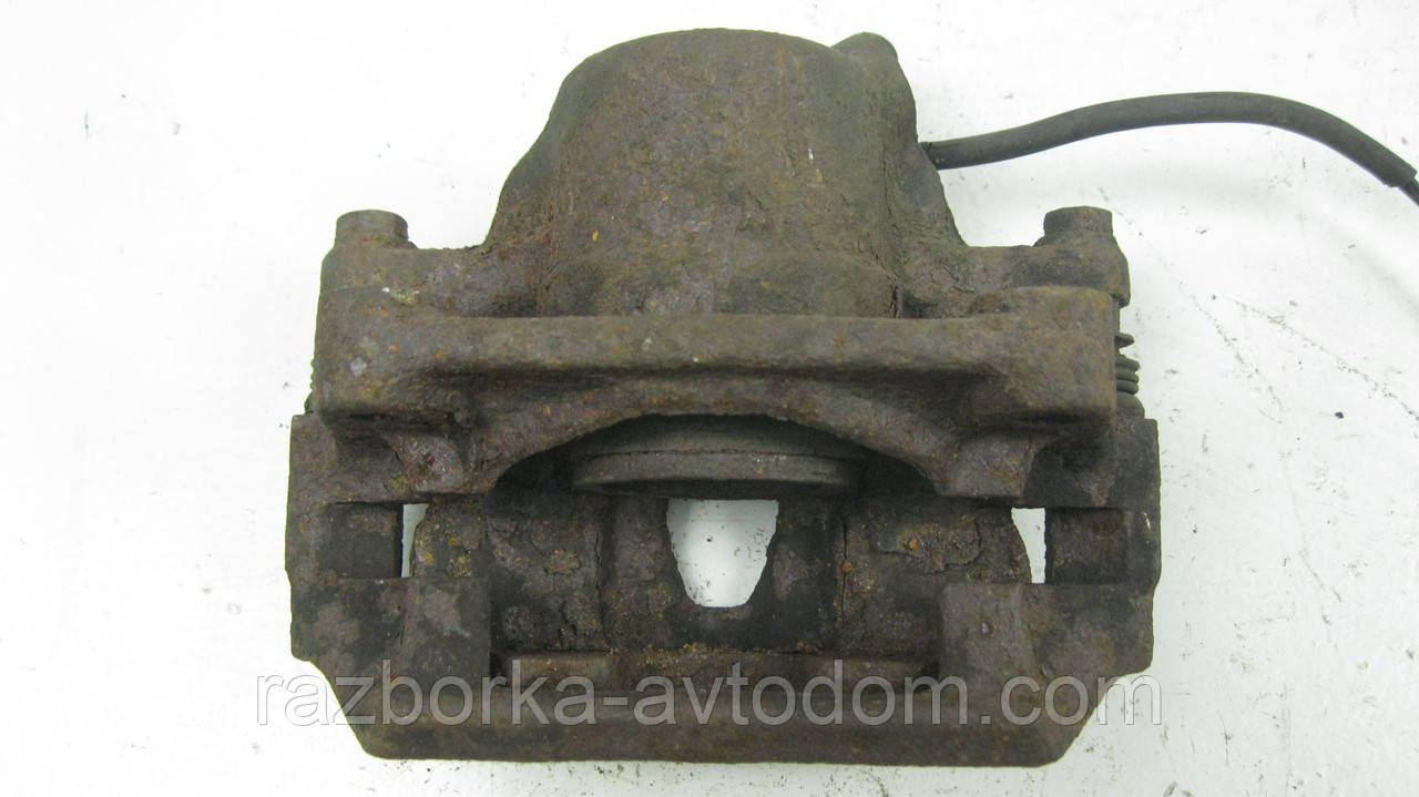 Суппорт передній лівий Mercedes W201 (1982-1993), W124 (1984-1993) OE:A0014201883 OE A0004205583