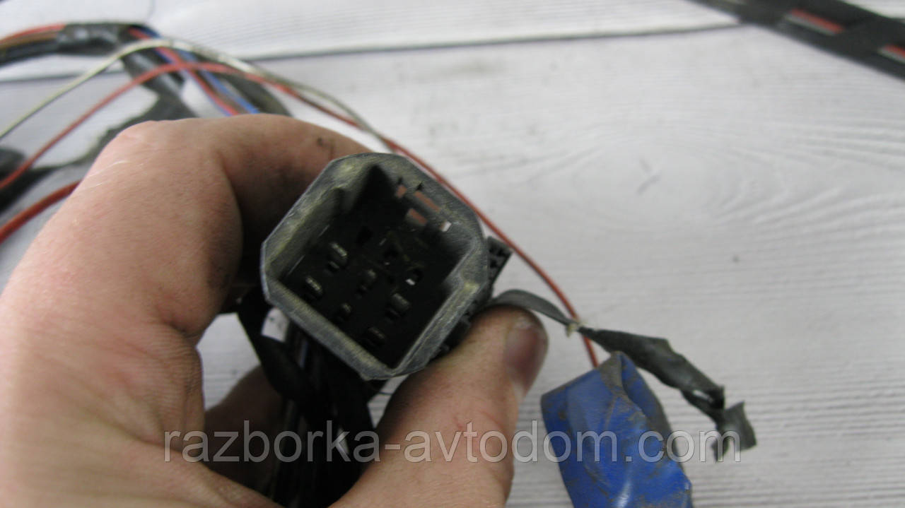 Проводка задньої частини кузова (салона) Opel Combo (01-12) OE:13131867