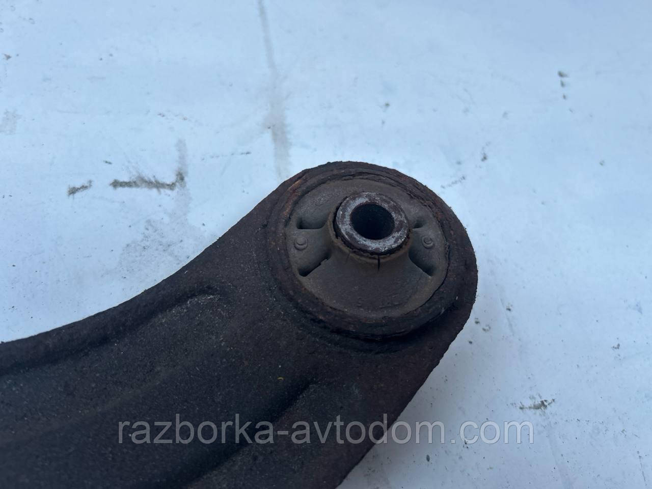 Важіль передній правий Hyundai Getz (2002-2010) OE:545011C000