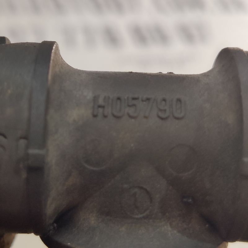 Трубка системи охолодження Audi A4 B8 (07-15) 2.0 Дизель