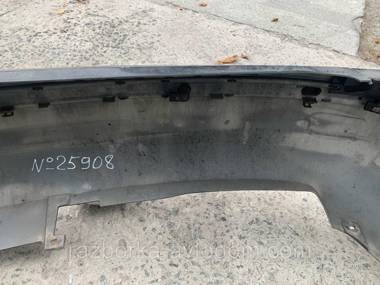 Бампер задній із парктроніками (сидан) Skoda Superb (02-08) OE:3U5807417