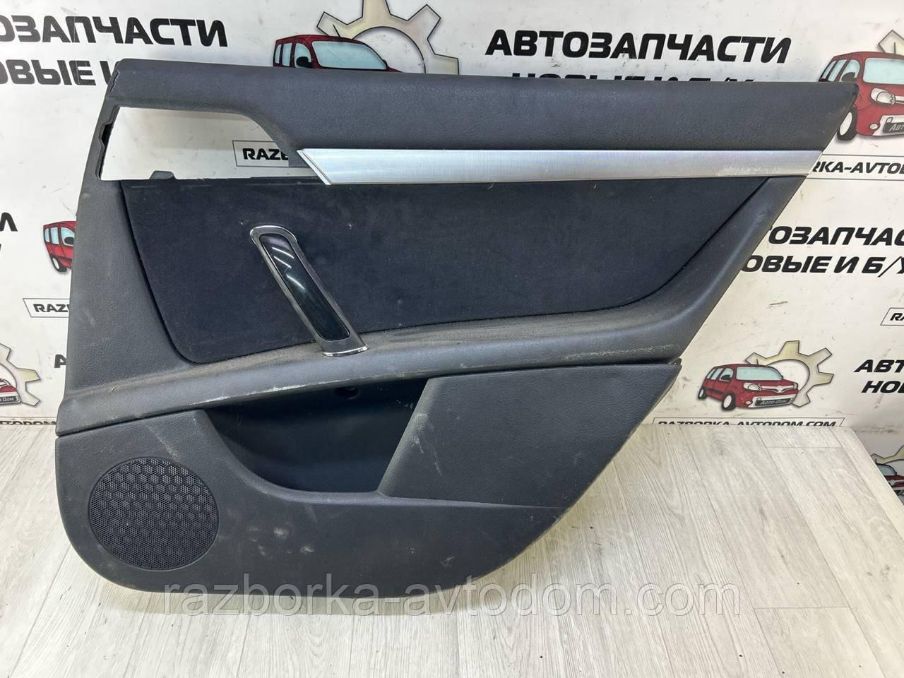 Карта задніх правих дверей седан Peugeot 407 (04-11) OE:96853831zw
