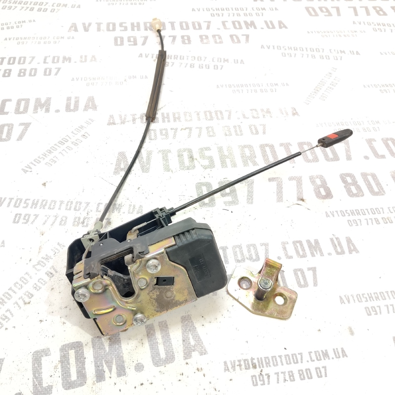 Замок дверей Opel Astra G
