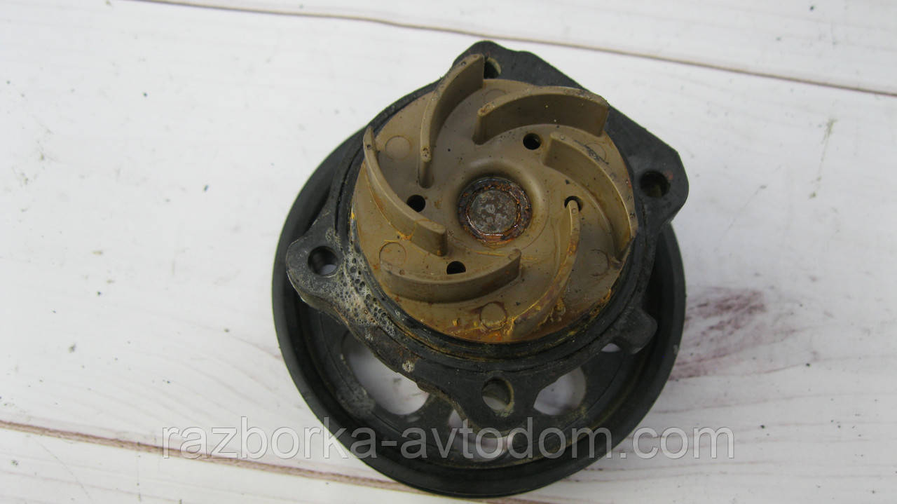 Помпа системи охолодження (водяний насос) Opel Corsa C (00-12) OE:93177340, 12855461
