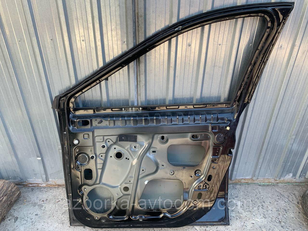 Двері передні права Renault Scenic (III) 09-16 OE:444285, 801008349R Дефект