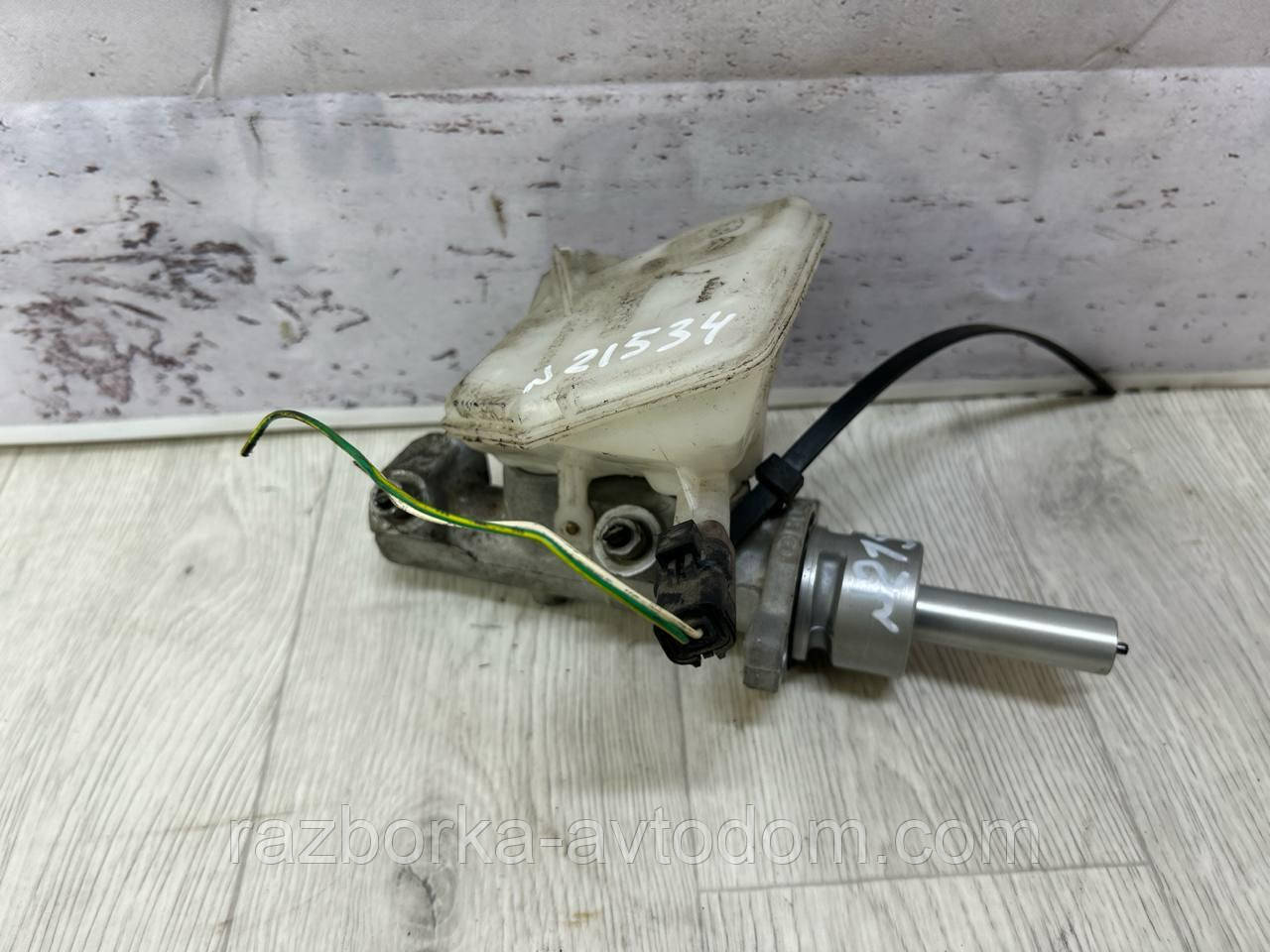 Головний гальмівний циліндр Peugeot 307 (01-08), Citroen C4 (04-10) OE:0204224576