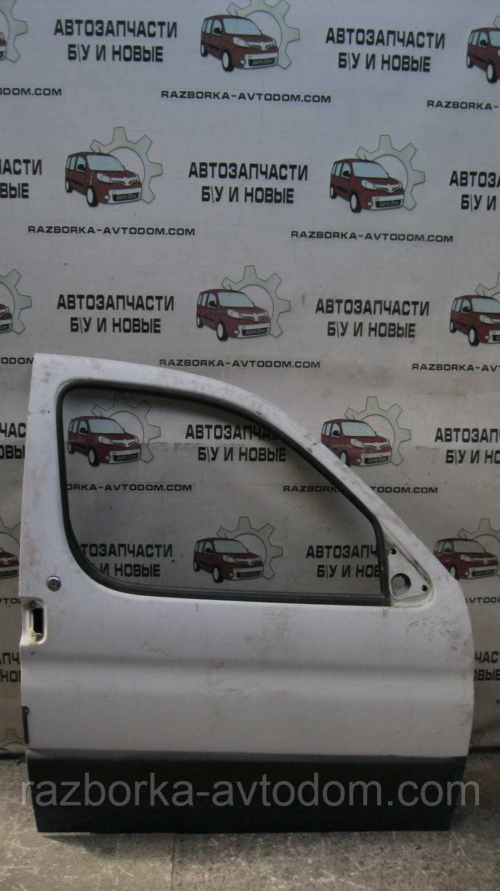 Двері передні права Citroen Berlingo, Peugeot Partner (2003-2008) OE:9004T7