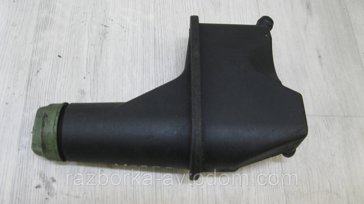 Бачок насоса ГУР VW Lt28-46 (1996-2006) OE: 2D0422371