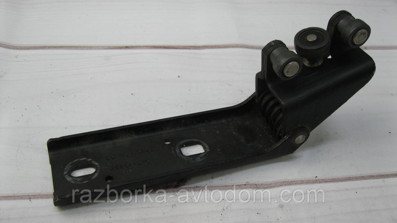 Ролик розсувних лівих дверей середній Renault Trafic, Opel Vivaro, Nissan Primastar (2000-2014) OE:7700311973