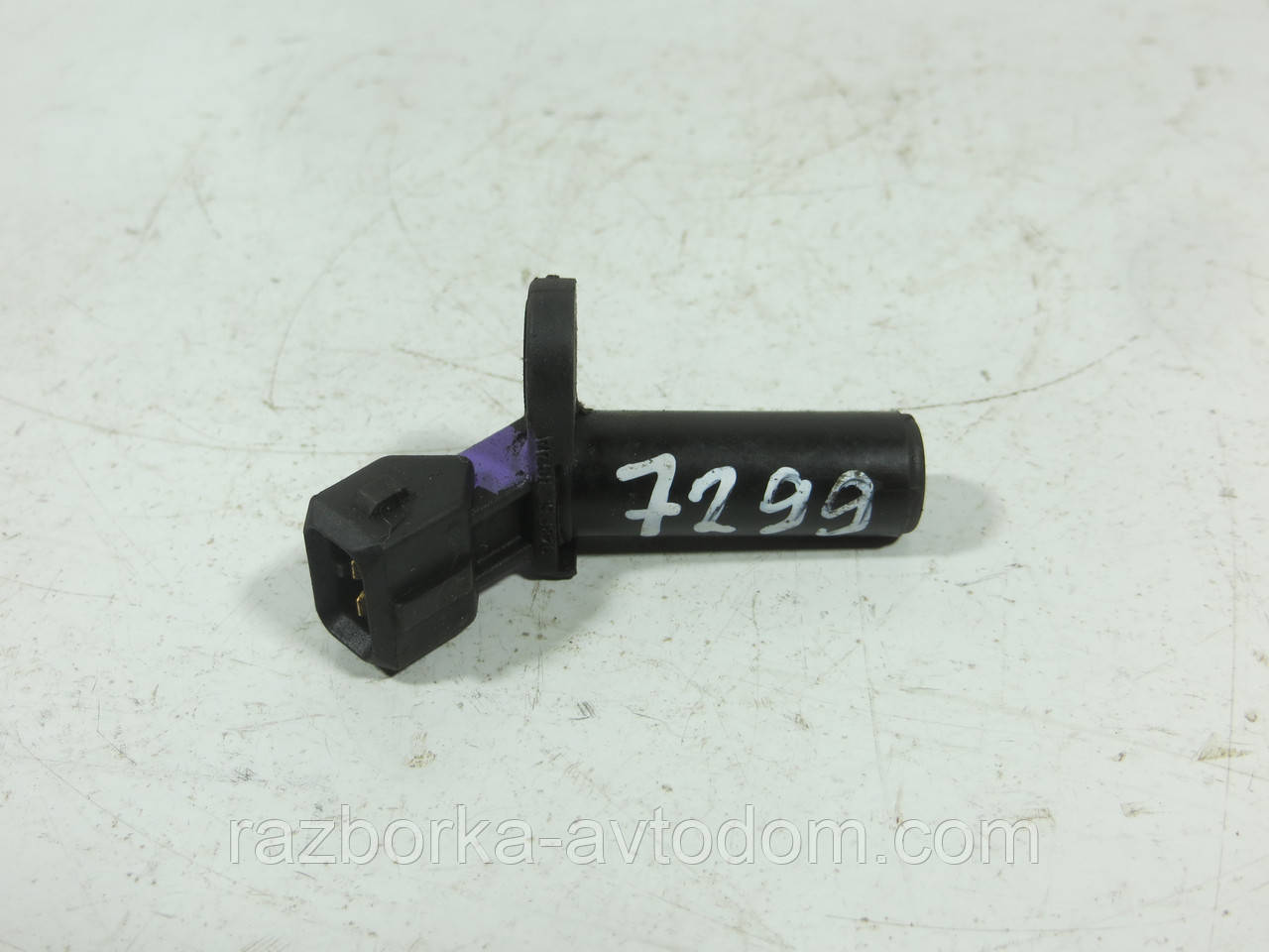 Датчик положення колінвала 2.0DI, 2.4DI, 2.4TDE FORD TRANSIT (2000-2006) ОЕ: 6740816