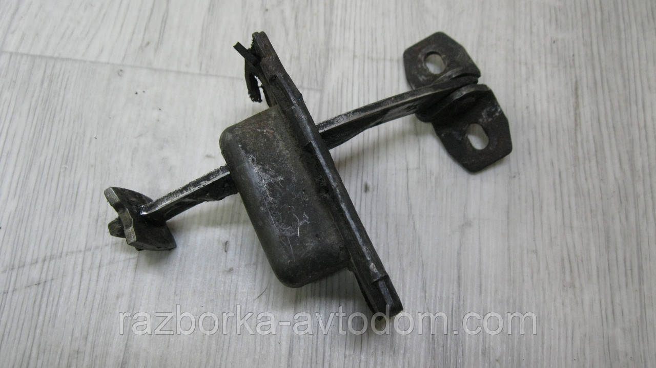 Обмежувач передніх лівих дверей Mercedes Vito W638 (1996-2003) A6387200116, 6387200116