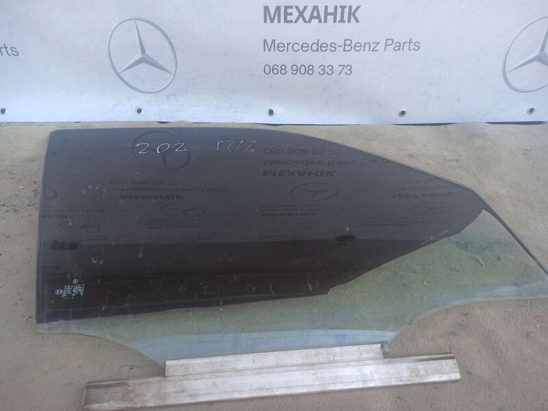 Скло дверей Mercedes-Benz C-Class W202