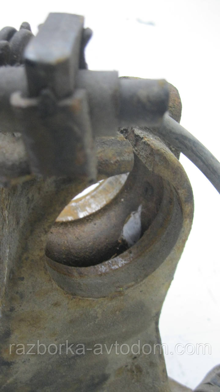 Поворотний кулак правий під ABS Peugeot 307,308, Partner B9, 3008, Citroen Berlingo B9, C4, ОЕ: 364796